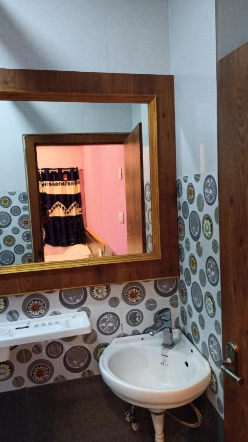 Aarthi Residency Hotel กาไรก์กูดี ภายนอก รูปภาพ