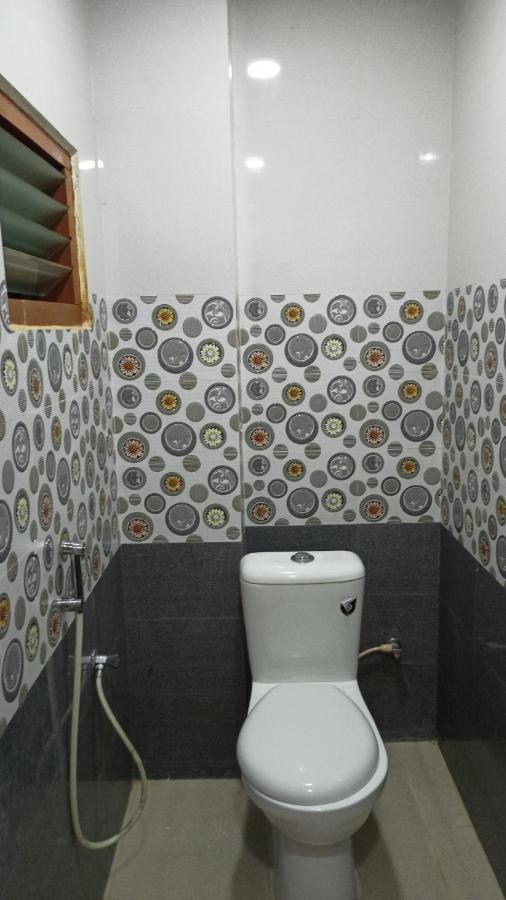 Aarthi Residency Hotel กาไรก์กูดี ภายนอก รูปภาพ